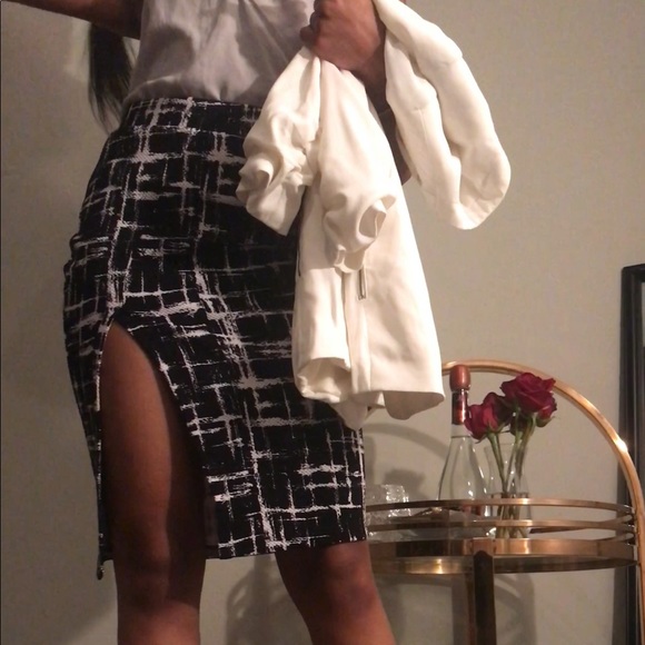 Bebe Black and White Slit Skirt - Picture 3 of 3